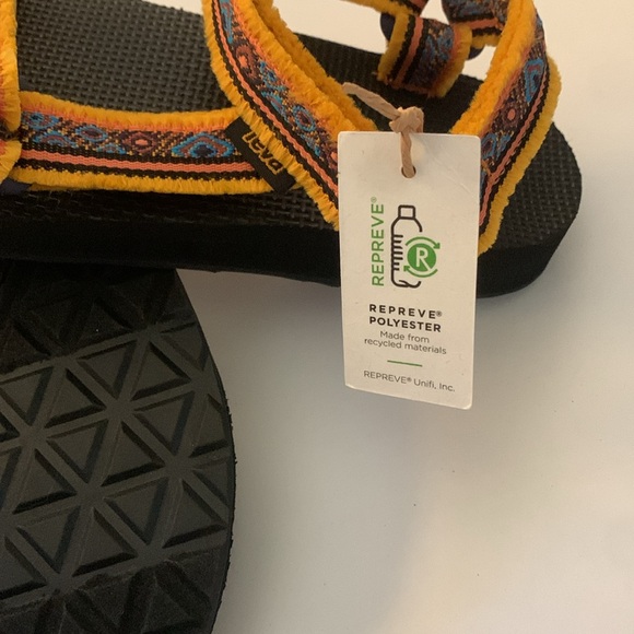 New! Teva women’s original Universal sandal sz6 - Picture 7 of 7